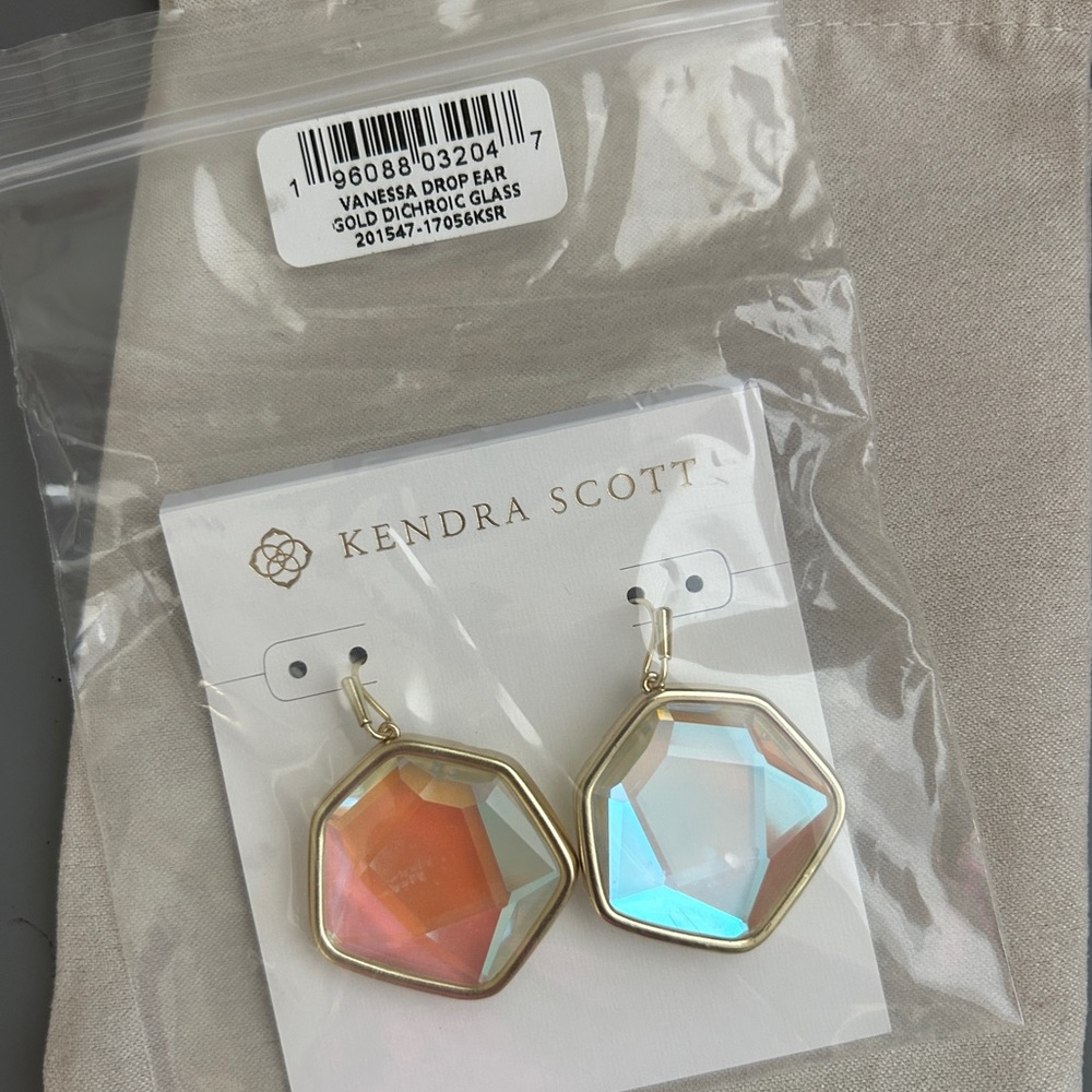 COPY - Kendra Scott - Vanessa Gold Drop Earrings - NEW